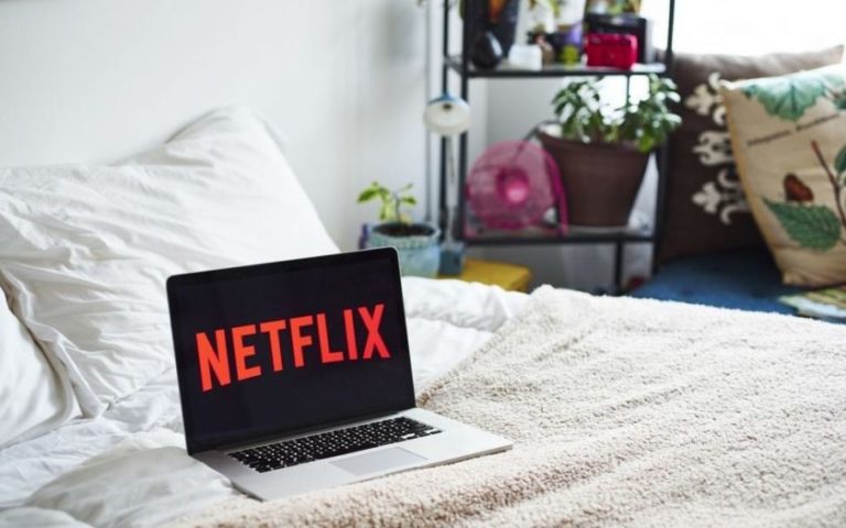 Co warto obejrzeć na Netflix i innych stronach? Must see 2020