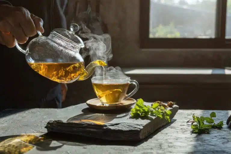 Uniwersalny zaparzacz do herbaty